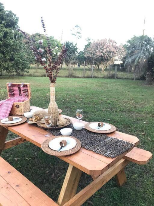 Ananda Farmhouse And Retreat. Lake Worth Beach Luaran gambar
