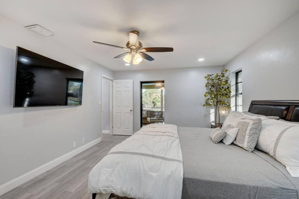 Ananda Farmhouse And Retreat. Lake Worth Beach Luaran gambar