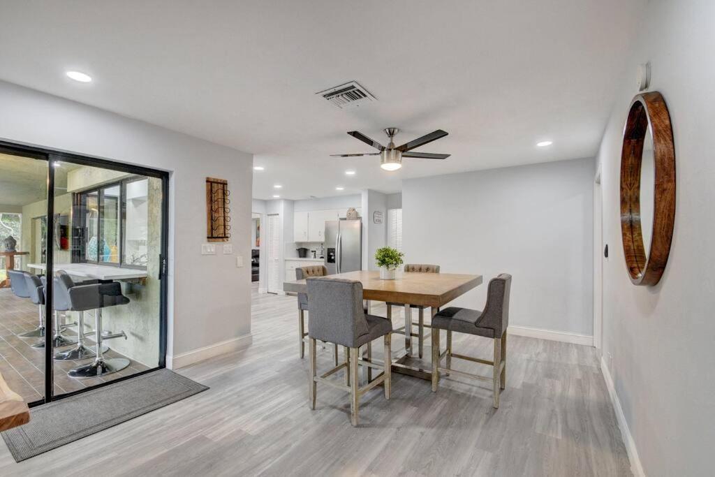 Ananda Farmhouse And Retreat. Lake Worth Beach Luaran gambar